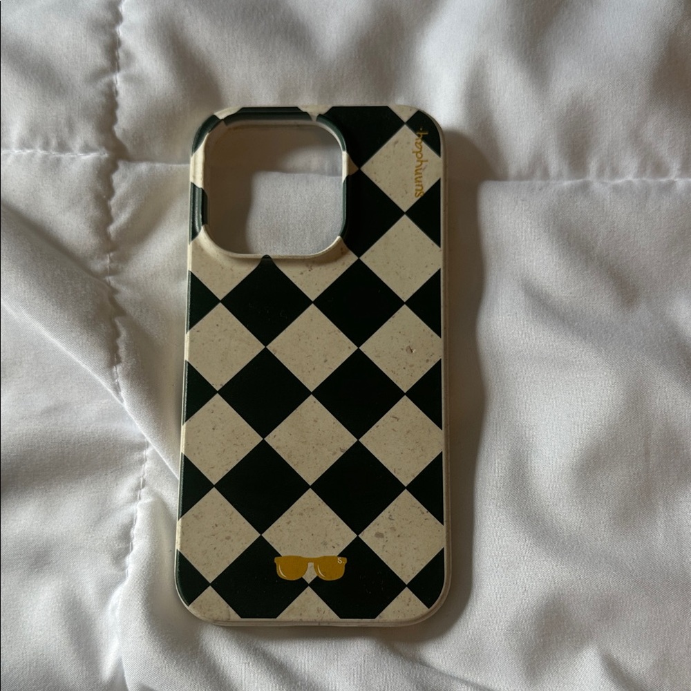 Sunnyday - Like New I-Phone 14 Stylish Black and White Checkered Phone Case